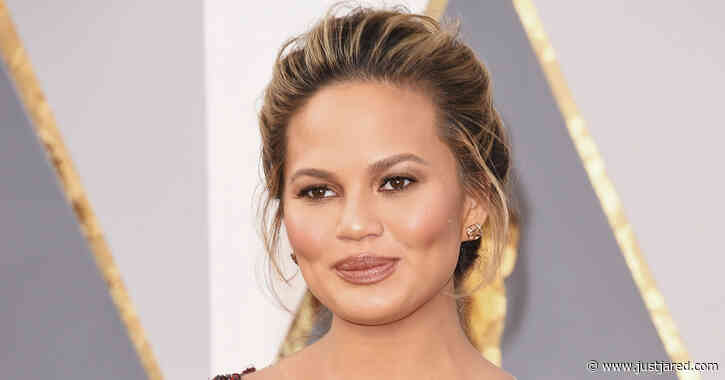 Chrissy Teigen Quietly Returns to Social Media After Pregnancy Loss