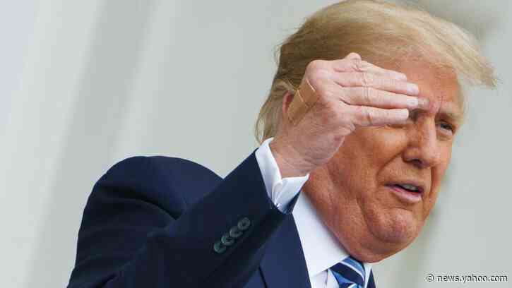 Trump’s Marks COVID Comeback With Limp Balcony Speech to Hundreds