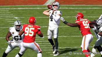 Raiders' Nelson Agholor hauls in 59-yard TD from Derek Carr