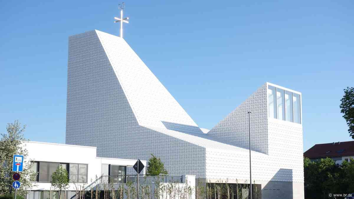 Kirche in Poing erhält weltweit anerkannten Architekturpreis - BR24
