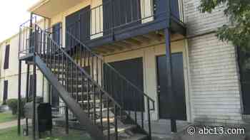 Houston renters still waiting on rent relief 1 month after federal eviction ban went into effect - KTRK-TV
