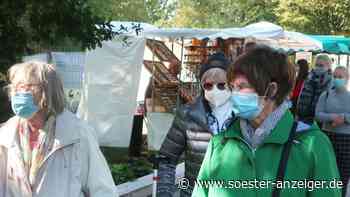 Herbstmarkt im Kurpark von Bad Sassendorf funktioniert auch mit Maske - soester-anzeiger.de