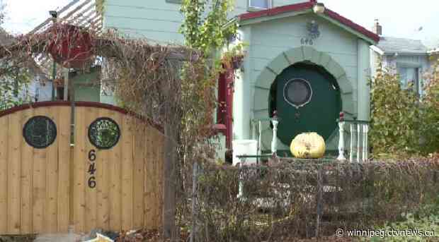 Lord of the Rings enthusiast creates Hobbit house in Winnipeg