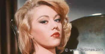 Margaret Nolan,‘Goldfinger’ Actress, Dies at 76