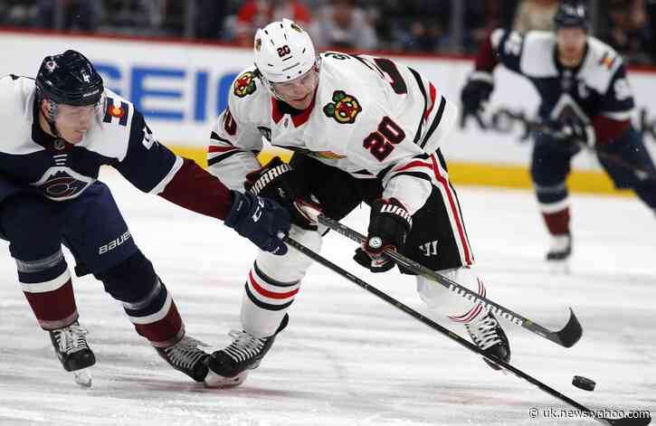 Sakic walking fine line in free agency as big deals loom