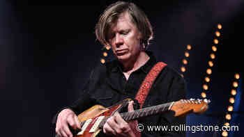‘In My Room’ With Thurston Moore