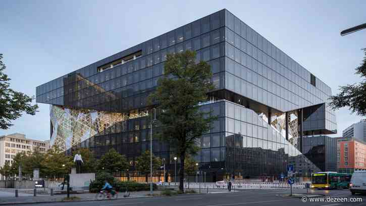 Faceted glass atrium bisects OMA's Axel Springer building in Berlin