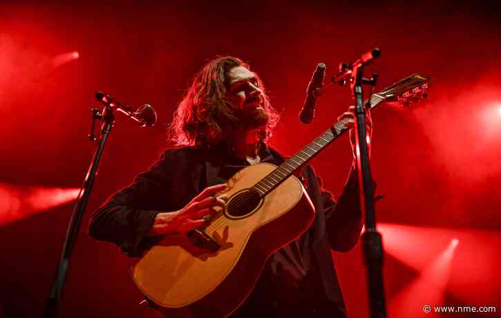 Watch Hozier surprise a busker performing a cover of ‘Take Me To Church’