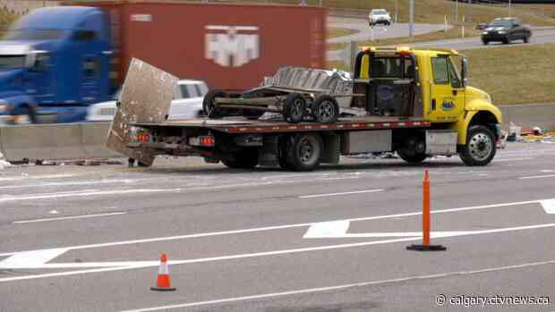 Crash slows traffic on southbound Deerfoot Trail near Stoney Trail S.E.