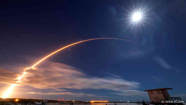 US & 7 friendly nations sign Artemis Accords to carve up moon – but satellite is hard to reach without Russia's help