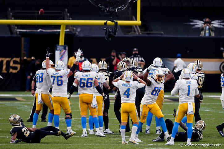 Anthony Lynn frustrated by Chargers’ 4-game skid: ‘We just gotta finish these damn games’