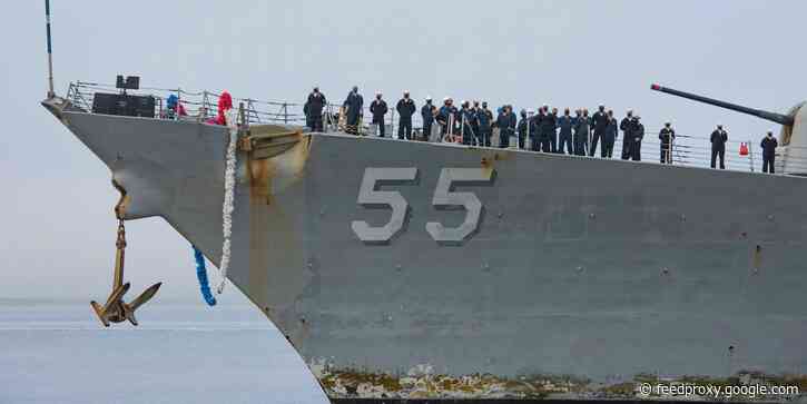 A Navy destroyer just got back from a record-breaking 215 days at sea