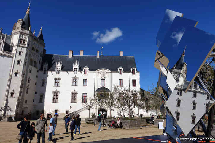 Controversy Over Genghis Khan Exhibition in France, Simone Leigh at Venice Biennale, and More: Morning Links from October 14, 2020