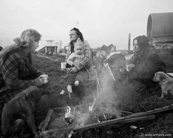 Chris Killip, Photographer of Working Class Communities in United Kingdom, Has Died at 74