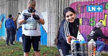 Sprayer: Kids vom Jugendzentrum Wahlstedt peppen triste Betonwand auf - Lübecker Nachrichten