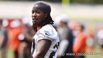 Kareem Hunt says Browns are eager for revenge vs. Steelers: 'This one's for Myles' Garrett