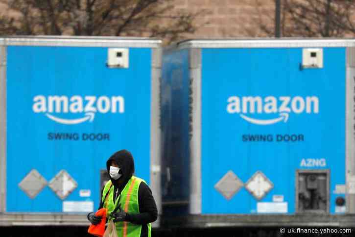 Amazon workers say Prime Day rush breaks virus safety vows - Bloomberg News