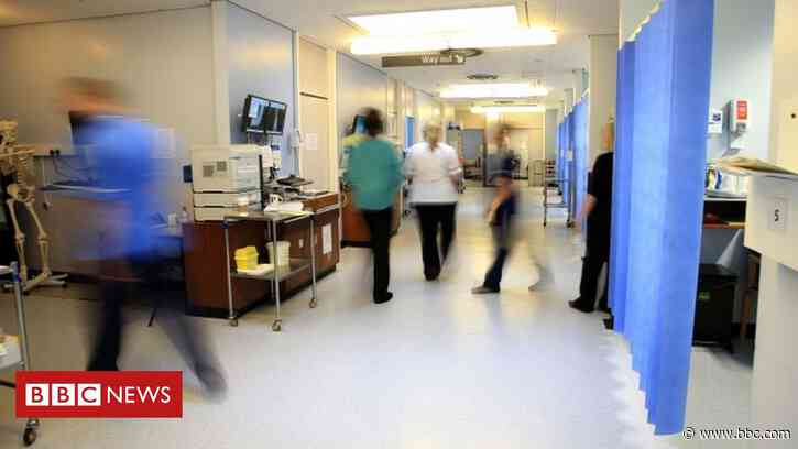 Coronavirus: Belfast elective surgeries cancelled - BBC News