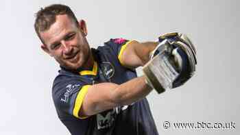 Graham Wagg: Glamorgan all-rounder leaves county after 10 seasons