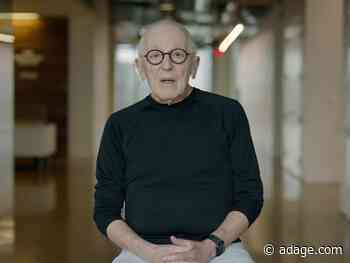 Watch Stan Richards' apology to the University of Texas at Austin