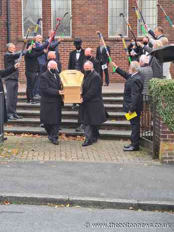 Guard of honour for former Bolton Hockey Club chairman
