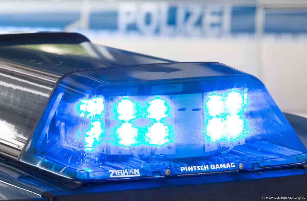 Filderstadt: Autofahrerin missachtet Vorfahrt – Zwei Verletzte - esslinger-zeitung.de