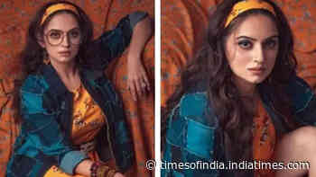 Shruti Marathe impresses fans with her chick look