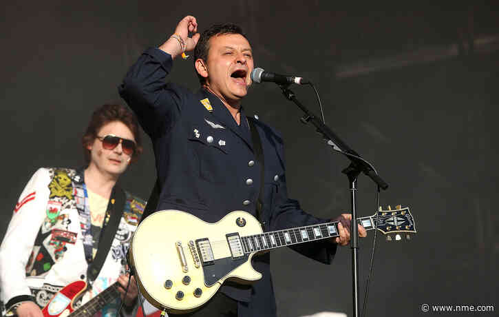 Manic Street Preachers help disabled musician pay for vital surgery
