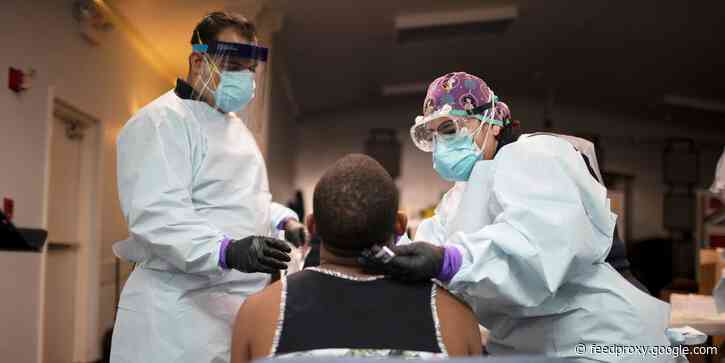 The US has entered its 3rd — and possibly largest — wave of coronavirus cases. Experts say states should 'pull back.'
