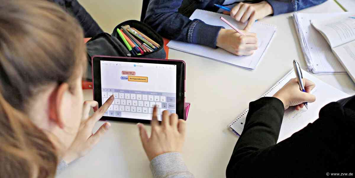 Zum Unterricht an der Gemeinschaftsschule Winnenden/Schwaikheim gehört nun auch das Lernen mit Laptop und Tablet - Schwaikheim - Zeitungsverlag Waiblingen