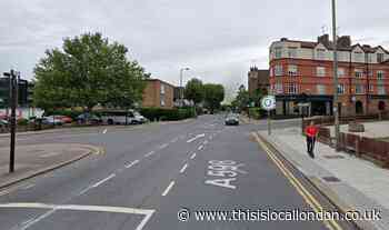 Golders Green pursuit: Police officer given written warning