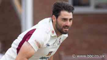 Brett Hutton: Nottinghamshire re-sign seam bowler after Northants departure