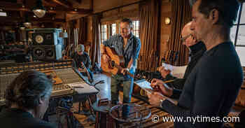 Bruce Springsteen Is Living in the Moment