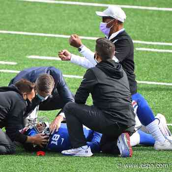 Giants WR Board immobilized, carted off after hit