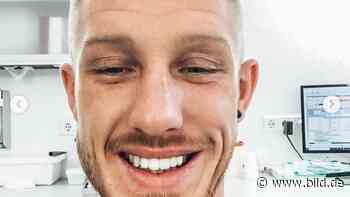 Er hat wieder Biss!: Genickbruch-Boxer Pascal Schroth beim Zahnarzt - BILD