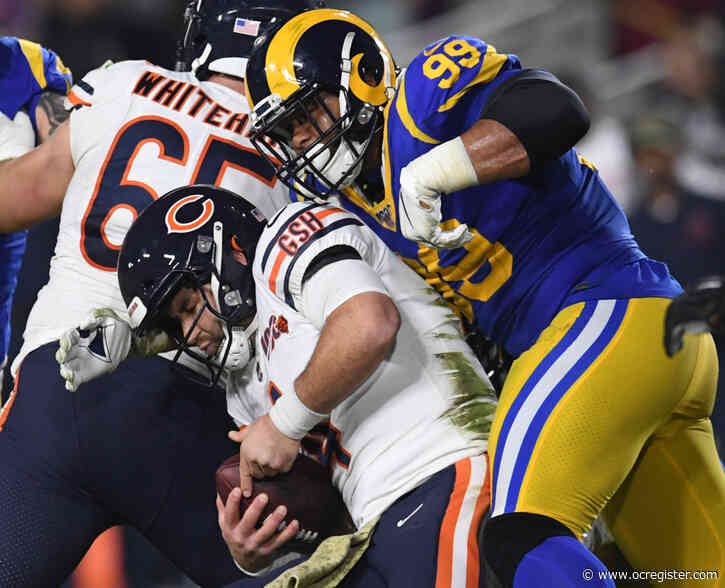 Rams’ sack game springs a leak in loss to 49ers, Jimmy Garoppolo