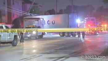 Teenager hit and killed by 18-wheeler in west Houston - KTRK-TV