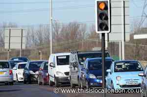 Morning travel updates for Hertfordshire, London and Essex