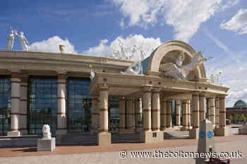 Trafford Centre shoppers fined for refusing to wear face coverings