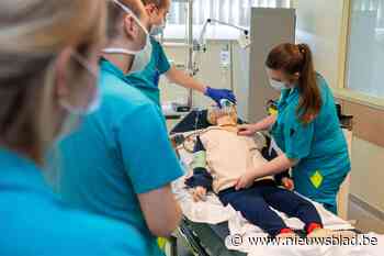Druk op UZ Gent neemt toe: studenten geneeskunde reageren in groten getale op roep om hulp