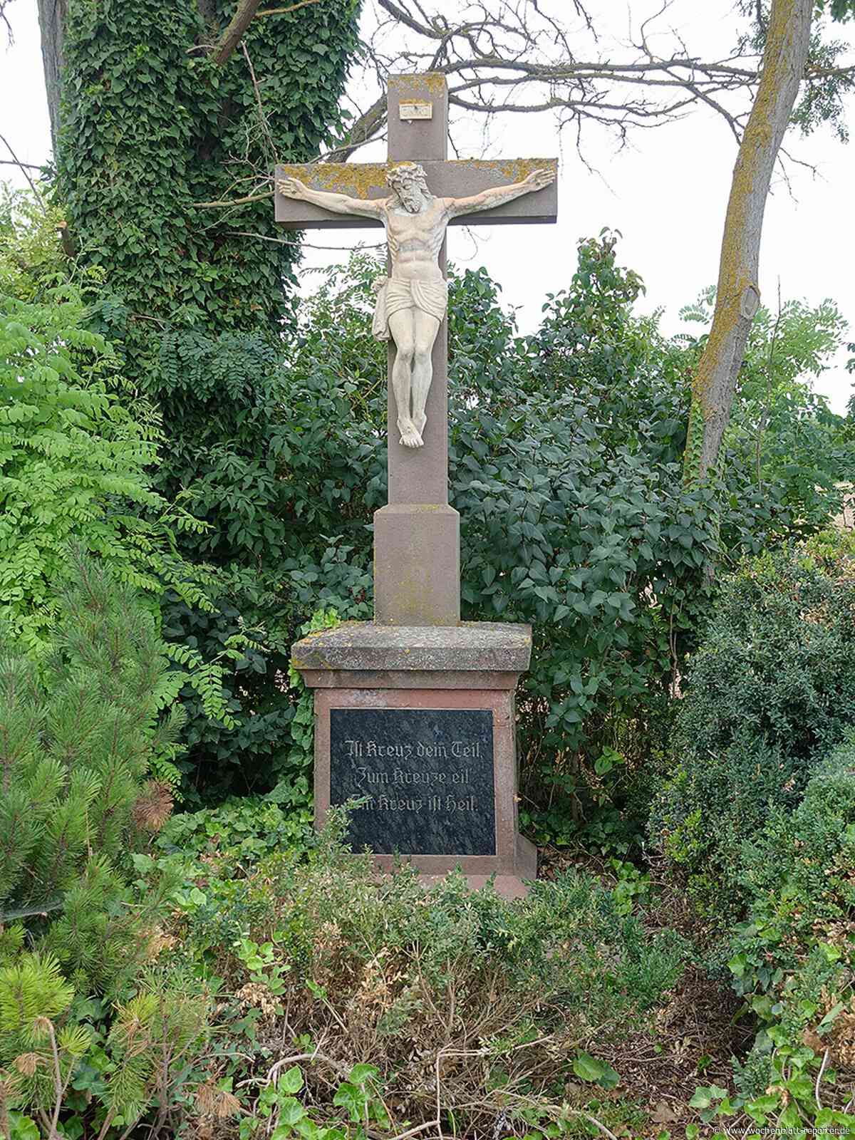 Religiöse Denkmäler in Bellheim: Das "Rote Kreuz" an der Rülzheimer Straße - Bellheim - Wochenblatt-Reporter
