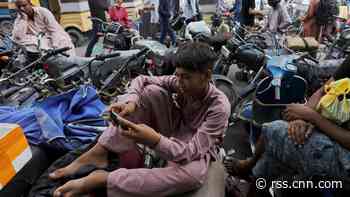 Pakistan reverses TikTok ban after 10 days