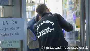 Modena, rapina-lampo nella tabaccheria di via Costa e fuga in monopattino - La Gazzetta di Modena