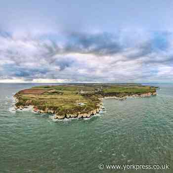 Yorkshire's 'Land's End' captured in dramatic photo