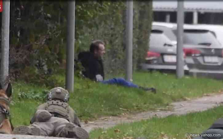 Submarine murderer Peter Madsen surrounded by armed officers after escaping Danish prison