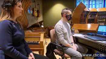 Musician uses brainwave-reading headset to play historic synthesizer with her mind
