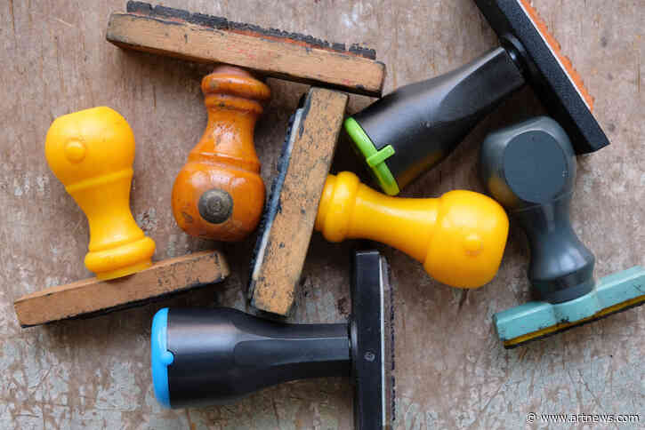 The Best Rubber Stamp Cleaners for Avid Scrapbookers