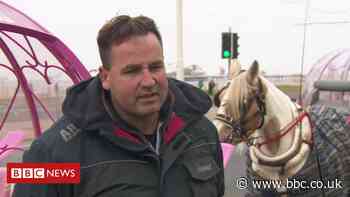 Coronavirus: Blackpool visitors 'plummet' after Tier 3 move