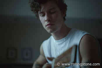 Shawn Mendes Balances Life on Stage and Off in New ‘In Wonder’ Trailer