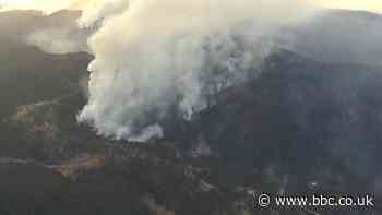 Colorado battles a record-breaking wildfire